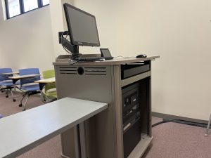 KUY 210 Instructor's Lectern