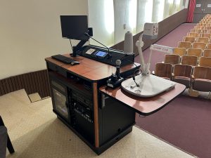 KUY 101 Instructor's Lectern