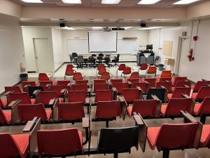 BIOMD T208 Back of Classroom with Projection Screen View