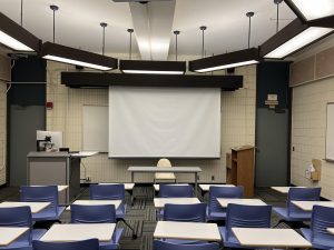 BUSAD D102 Back of Classroom with Projection Screen View