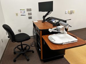 CR 105 Instructor's Lectern