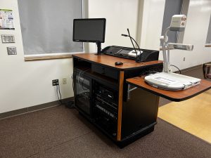 CR 115 Instructor's Lectern